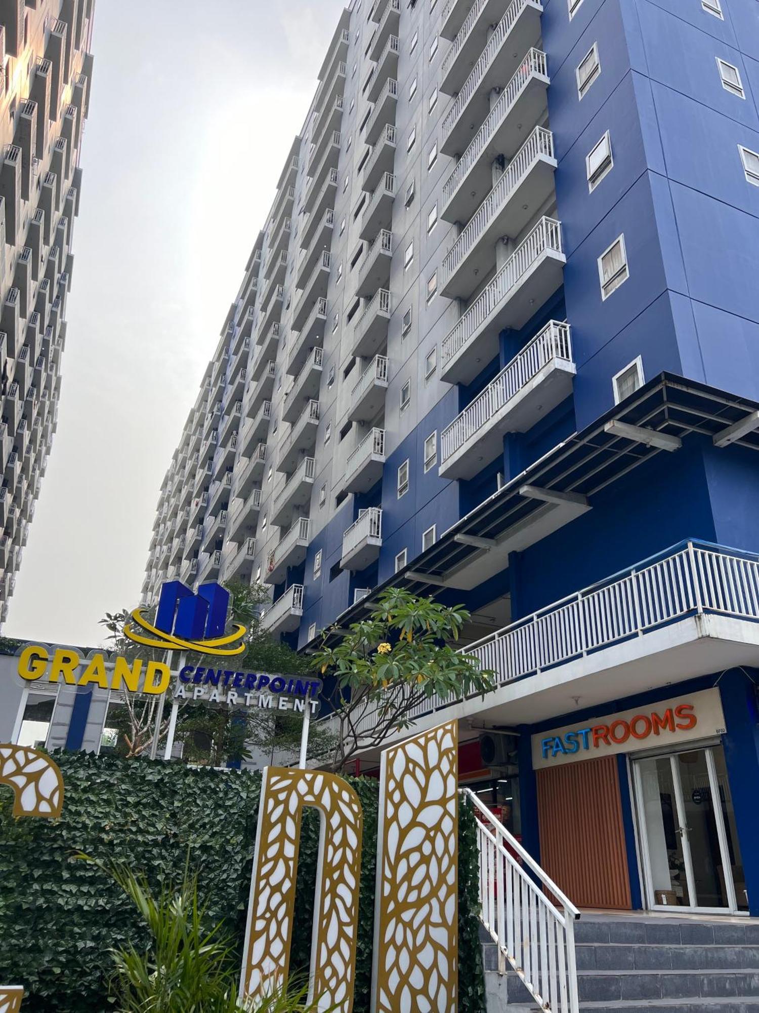 Fastrooms Bekasi Exterior foto