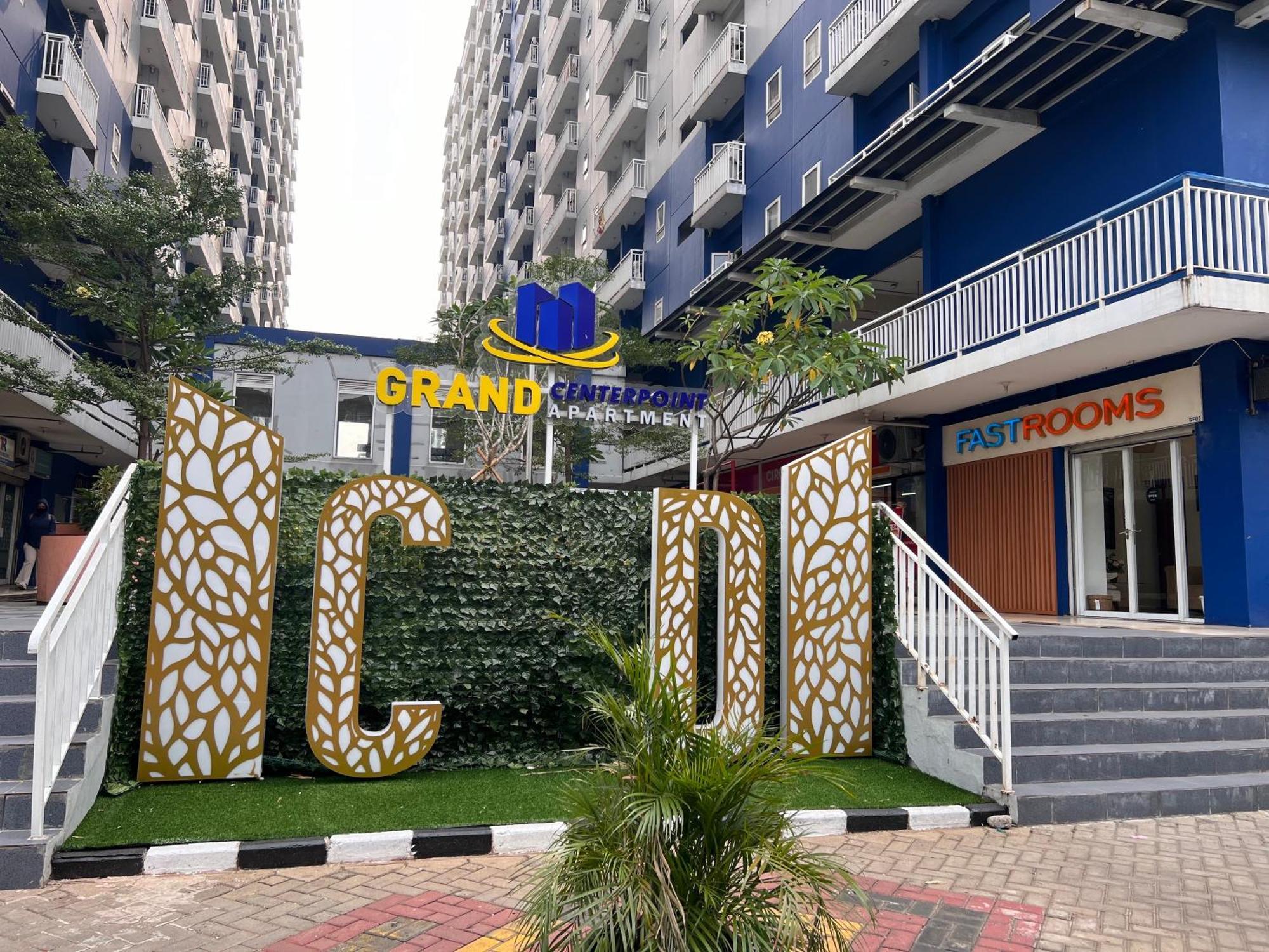 Fastrooms Bekasi Exterior foto