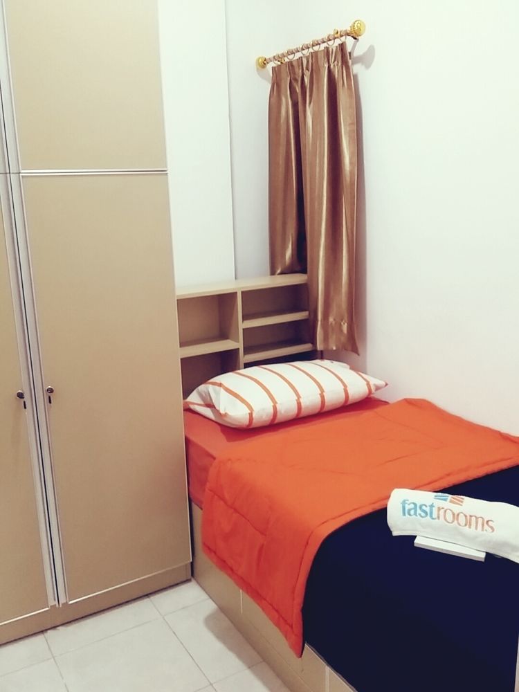 Fastrooms Bekasi Exterior foto