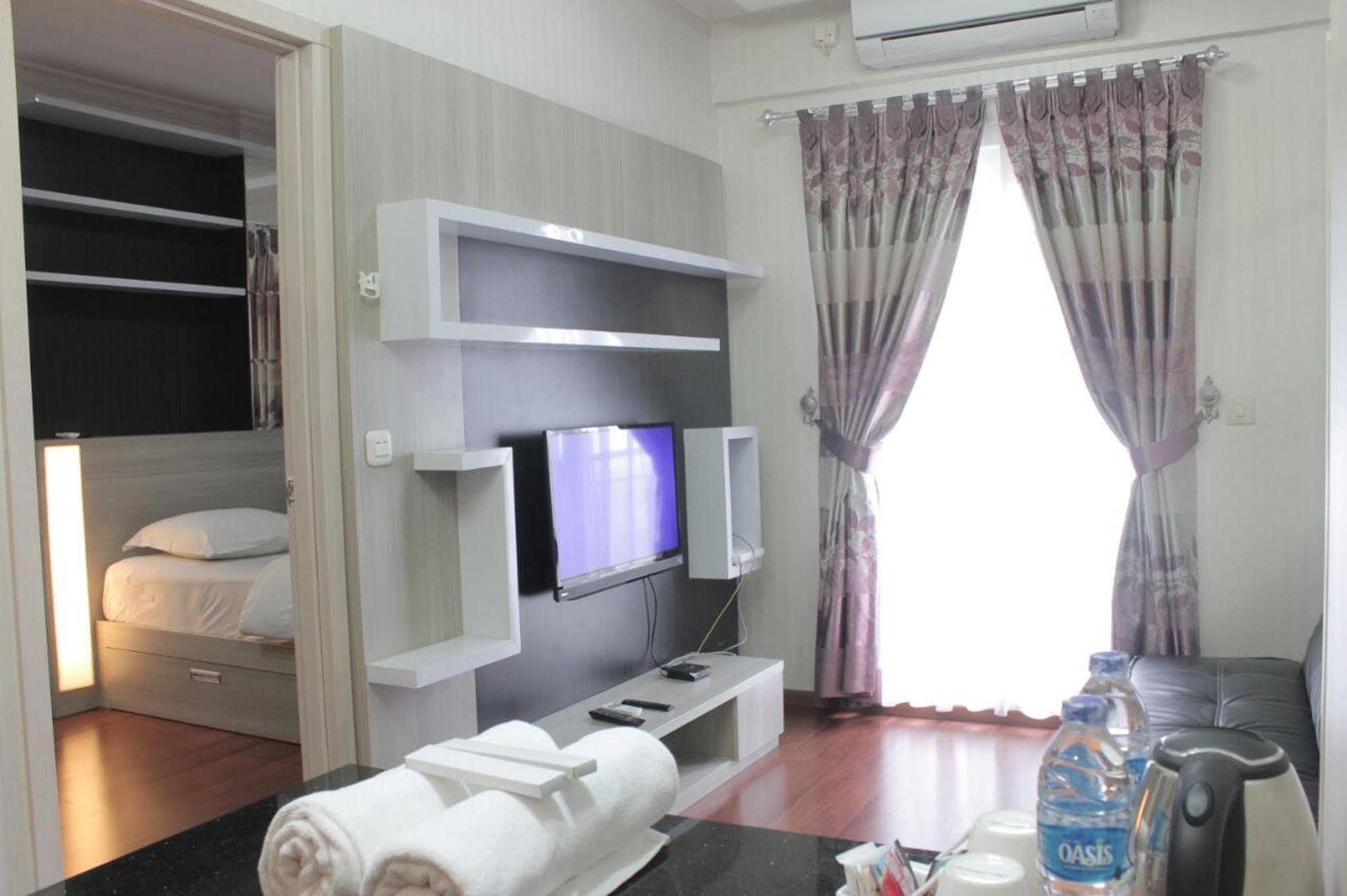 Fastrooms Bekasi Exterior foto